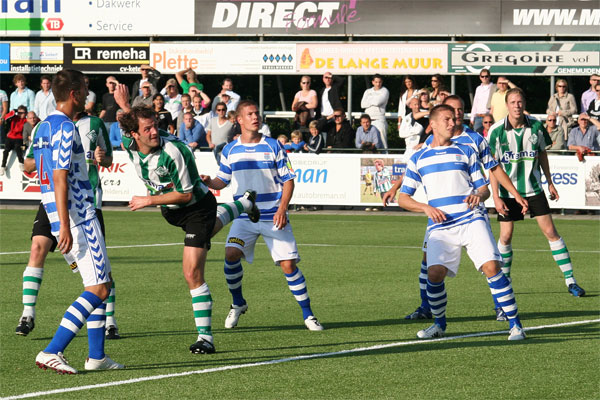 SC Genemuiden - FC Zwolle (Foto Helmich Lubberts).